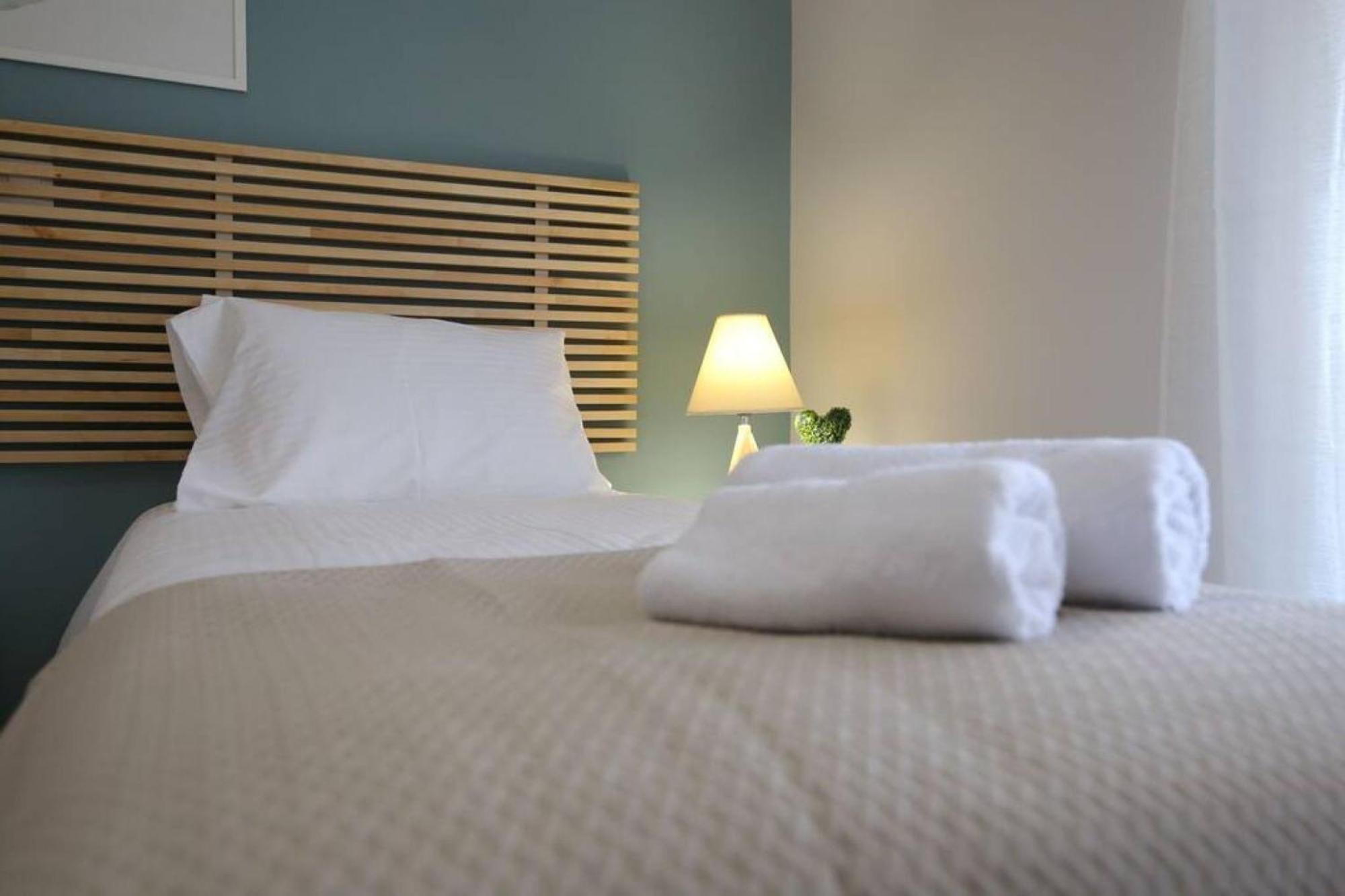 Penthouse Lux Flat With 2 Bd Next To Larissis Lejlighed Athen Eksteriør billede
